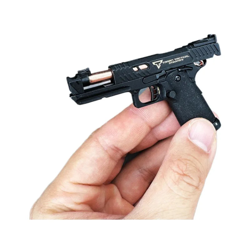 2025 New 1:3 Alloy Shell Ejection G34  Viper Keychain Gun Toy Model Detachable Decompression Toy Men's Gift Home Decor