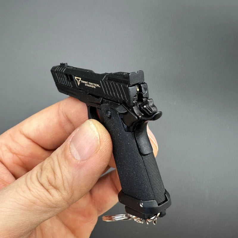 2025 New 1:3 Alloy Shell Ejection G34  Viper Keychain Gun Toy Model Detachable Decompression Toy Men's Gift Home Decor