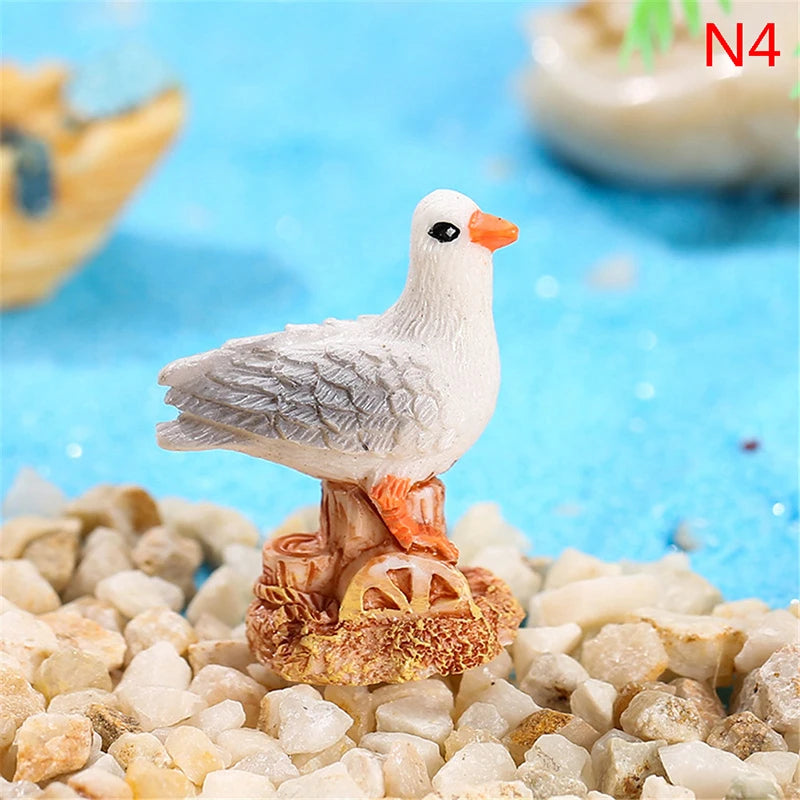 1-6pc Shark Seahorse Fish Miniature Figures Decorative Mini ocean Fairy Garden Animal Moss Micro Landscape Ornaments Resin decor