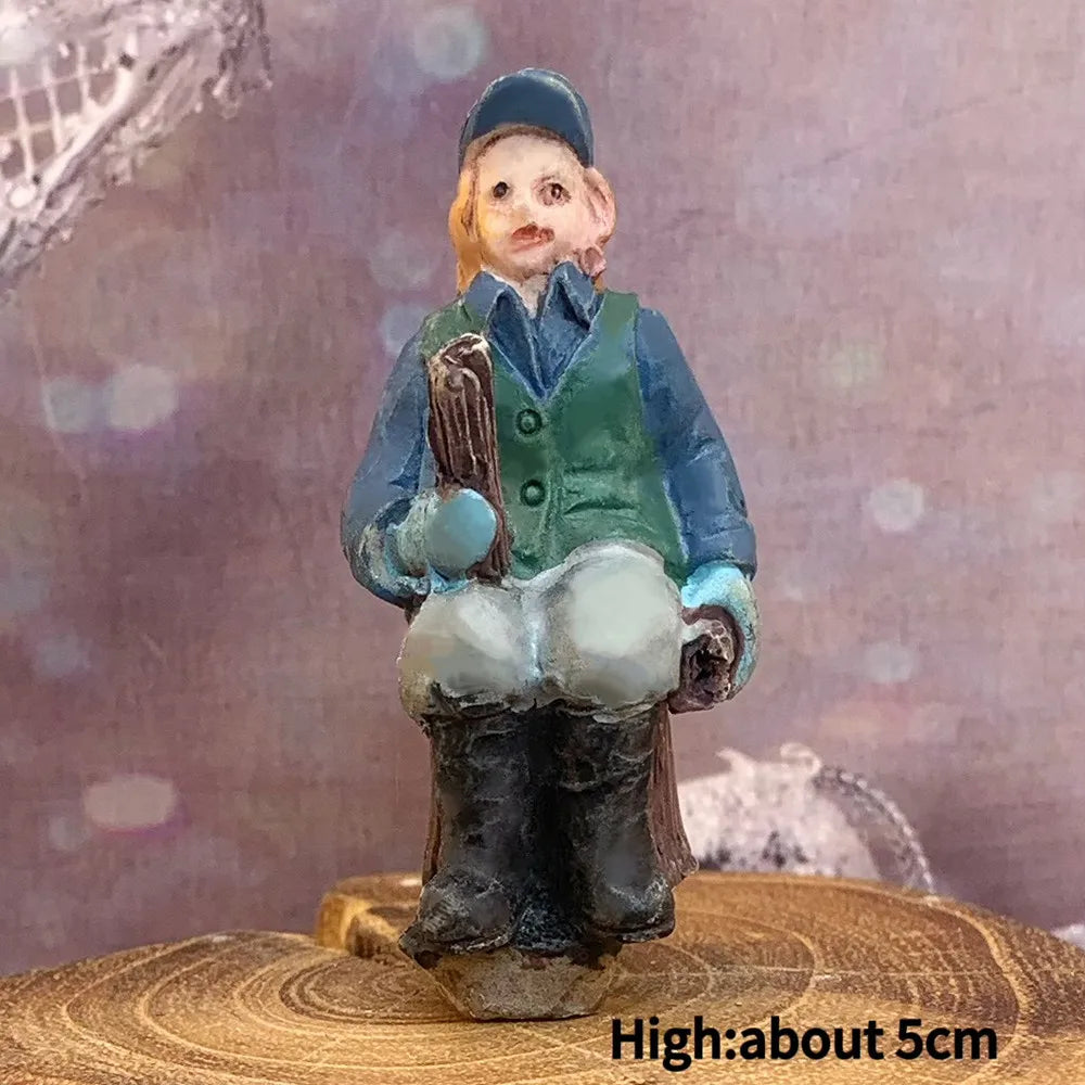 Vintage Victorian Winter Town Mini Resin Figurines, Christmas Scene Layout Ornaments, Holiday Travel Collectible Gifts