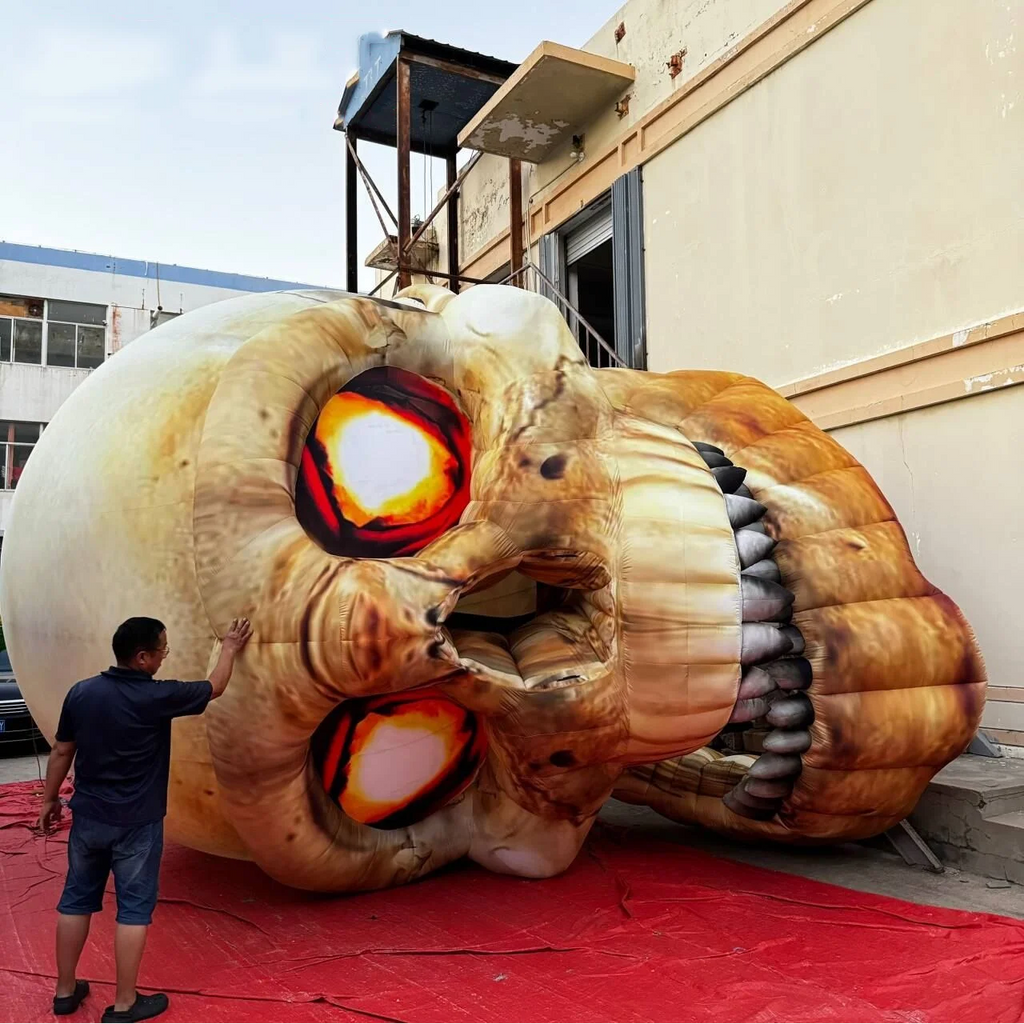 Giant Inflatable Skull with LED Eyes Scary Halloween Decor Glow in The Dark DJ Nightclub Prop Haunted House Party Decoration